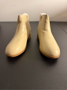 Amazon Kids Cream Ankle Boots with Side Zip